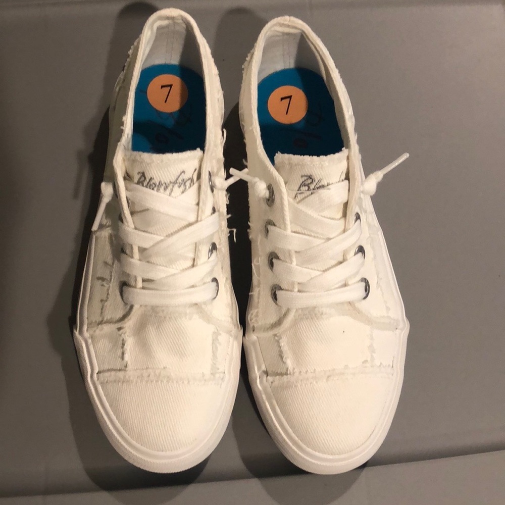 Women’s Blowfish sneakers